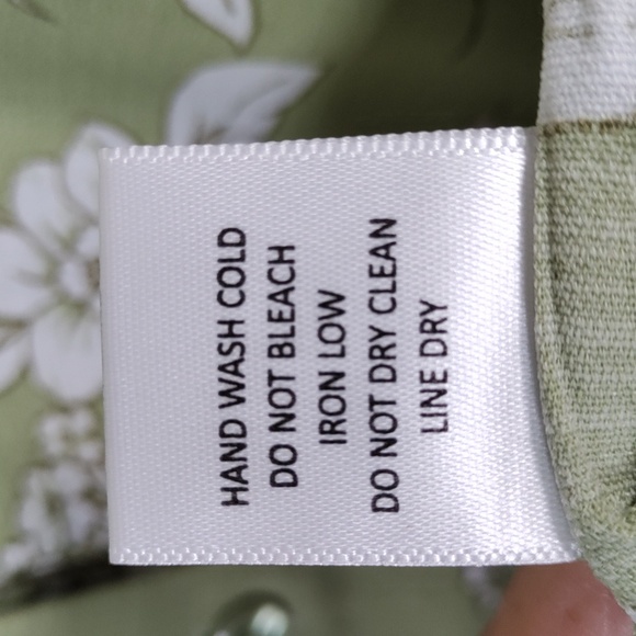 10174 FINAL PRICE Sweet Rain green & white floral mock v-neck L/S blouse 2X NWT - Picture 10 of 11